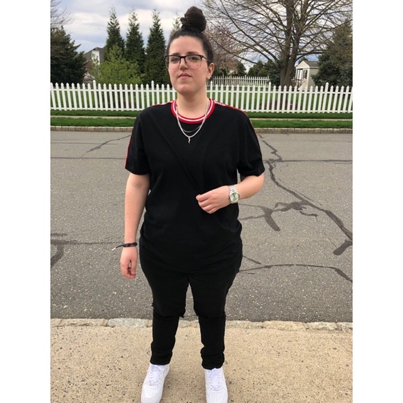 Meet your Posher, Paige - Picture 1 of 1